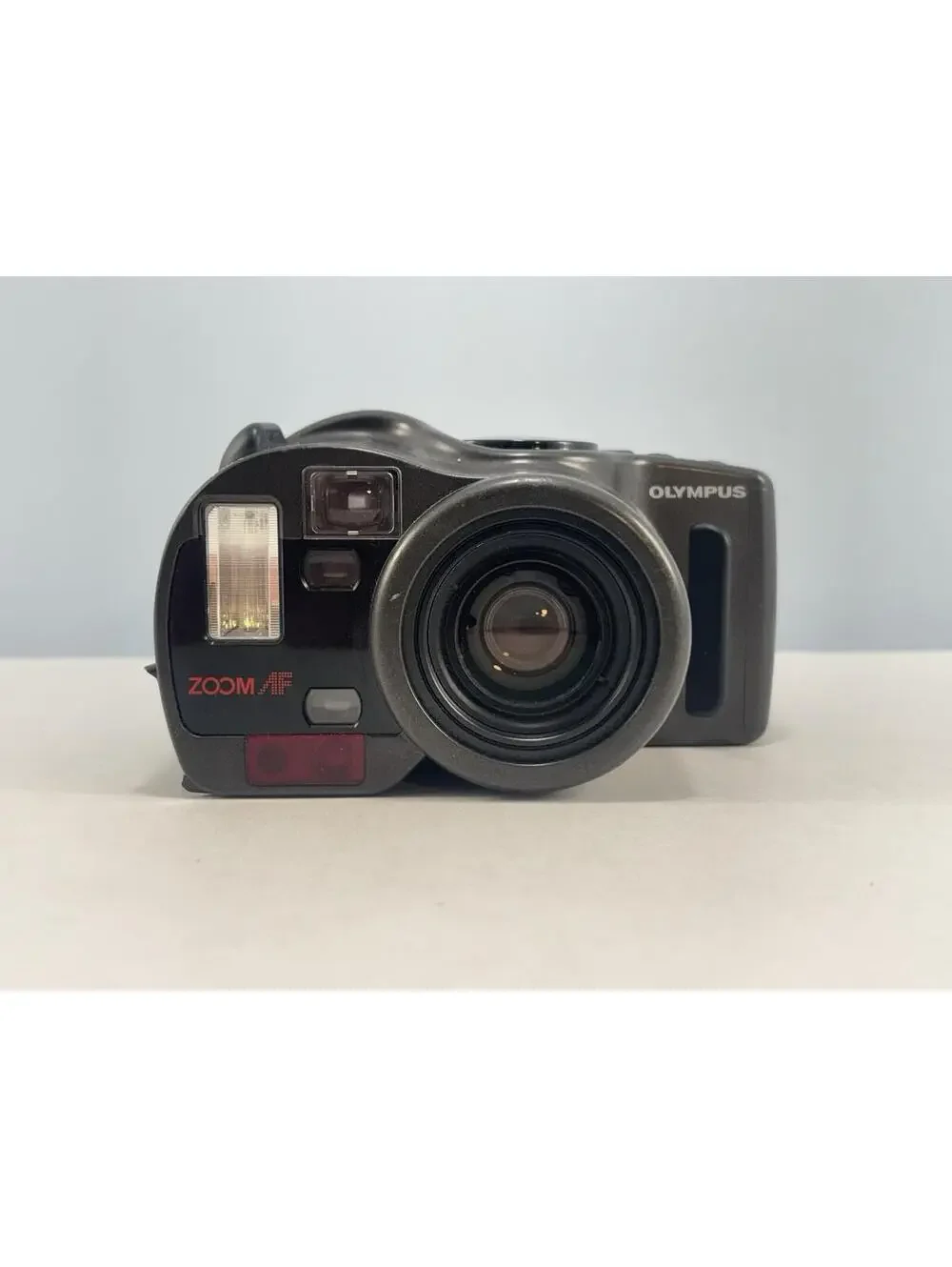 Olympus Infinity SuperZoom 330 35mm Film Camera - Untested - Broken Lens Cover
